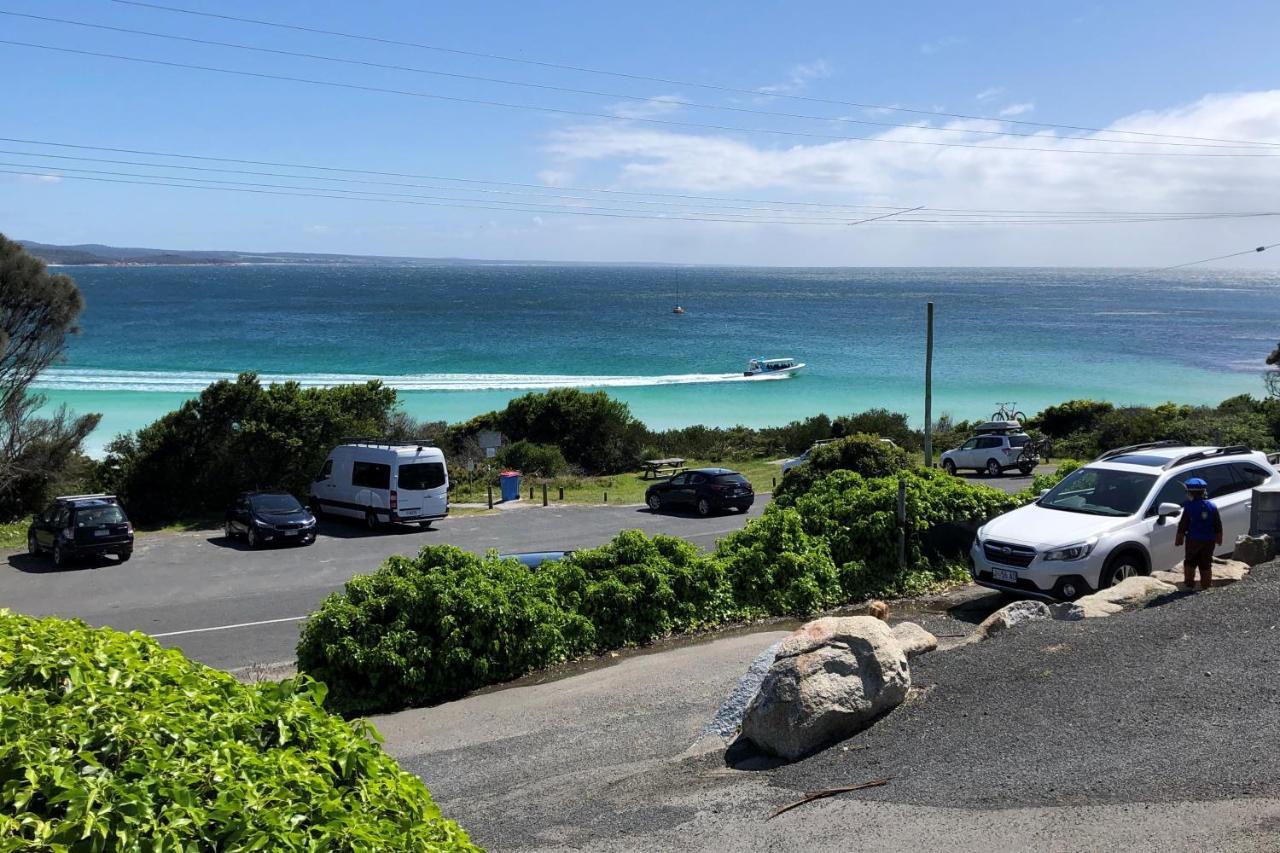 Binalong Beach Cottage Beachfront At Bay Of Fires Next To Restaurant Binalong Bay Buitenkant foto