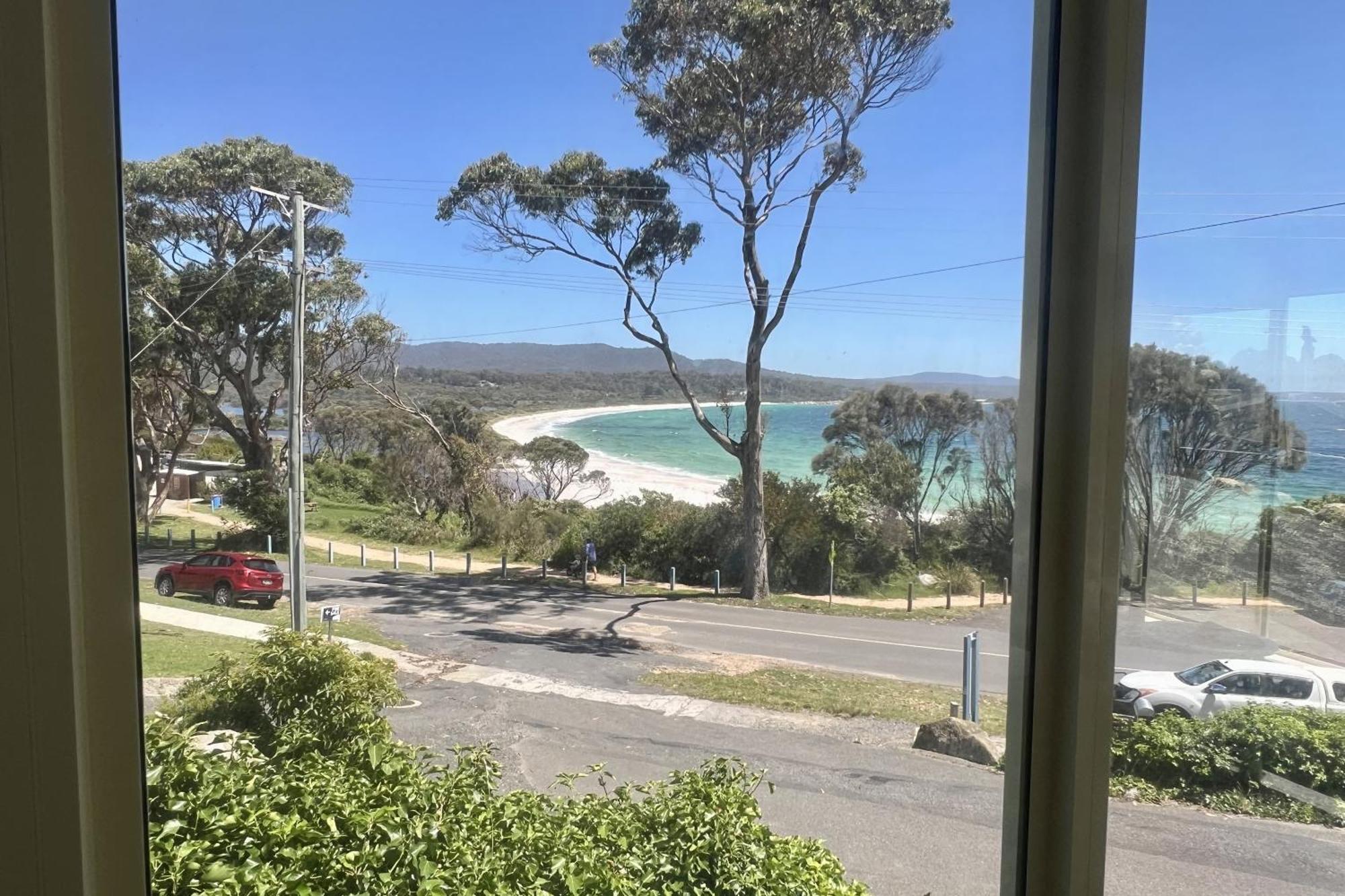 Binalong Beach Cottage Beachfront At Bay Of Fires Next To Restaurant Binalong Bay Buitenkant foto