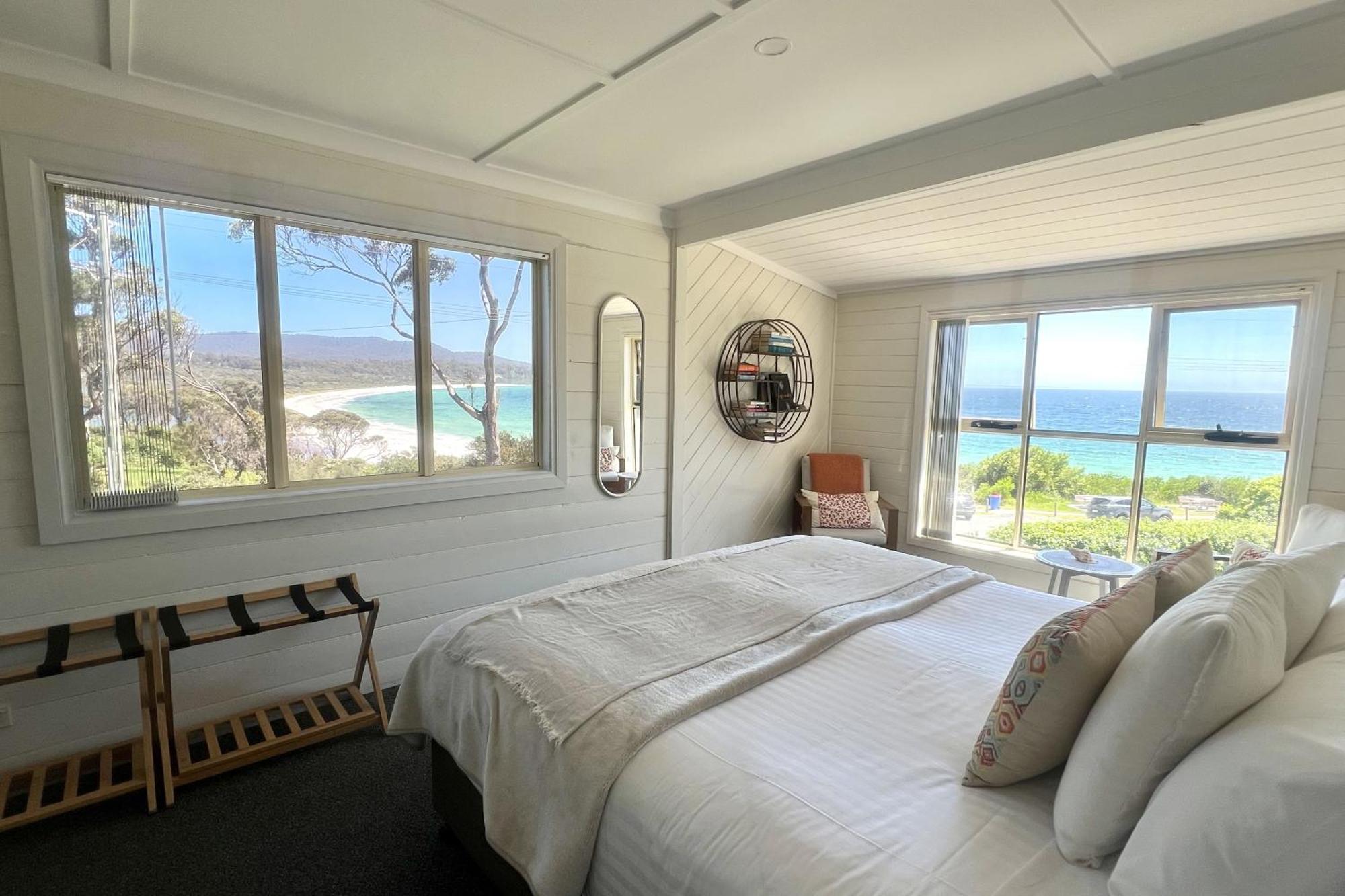 Binalong Beach Cottage Beachfront At Bay Of Fires Next To Restaurant Binalong Bay Buitenkant foto