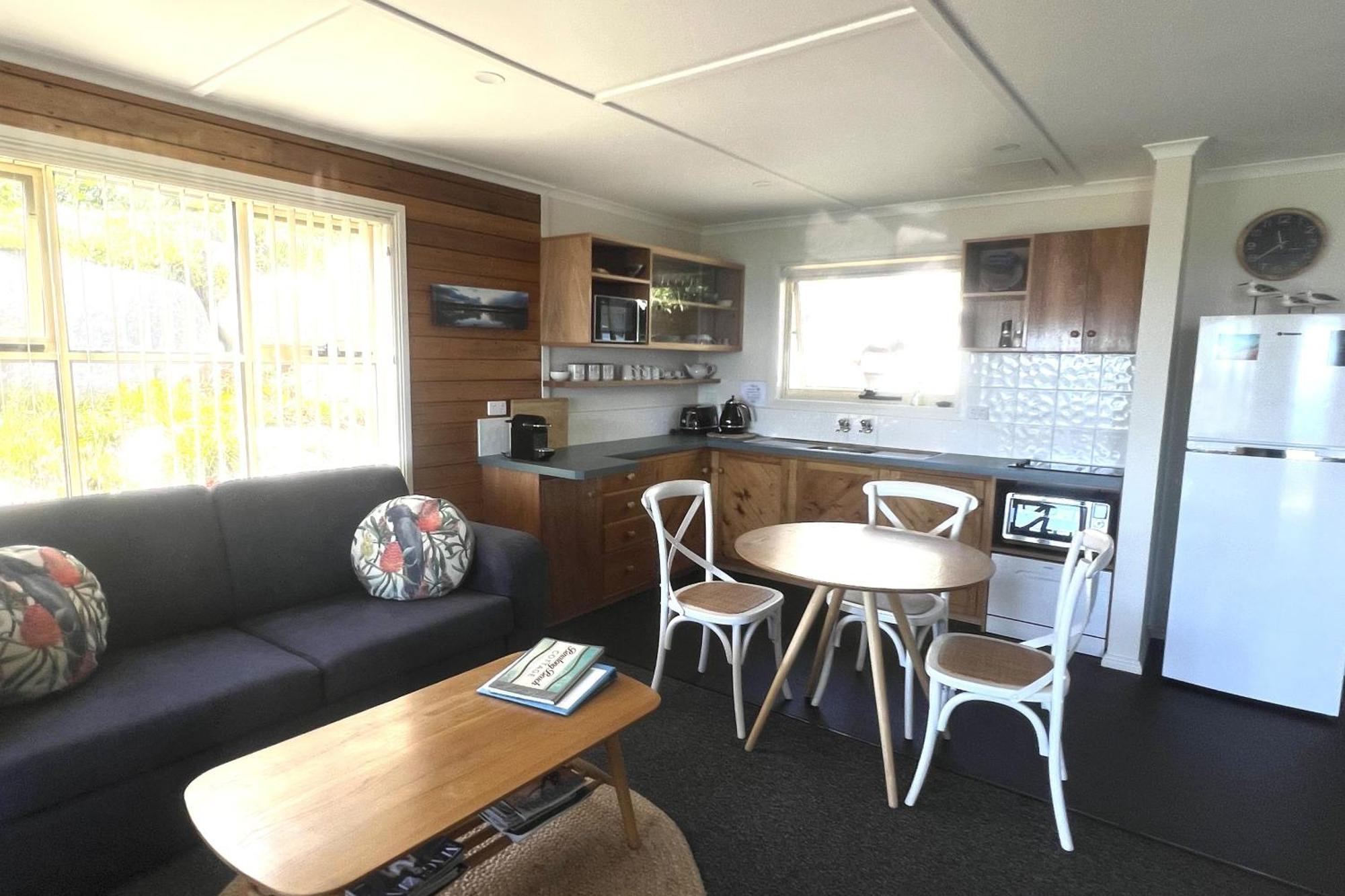 Binalong Beach Cottage Beachfront At Bay Of Fires Next To Restaurant Binalong Bay Buitenkant foto